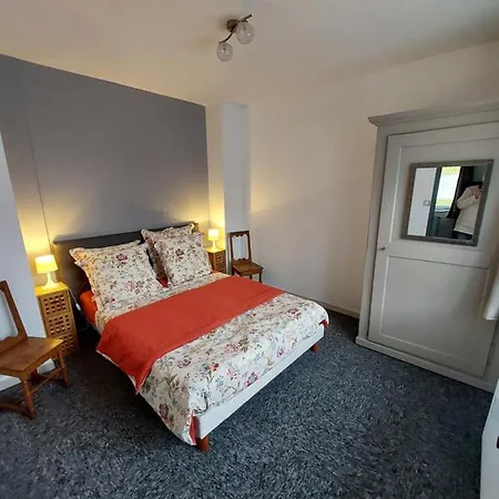 En Pleine Verdure Au Coeur Du Village