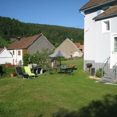 Apartment En Pleine Verdure Au Coeur Du Village