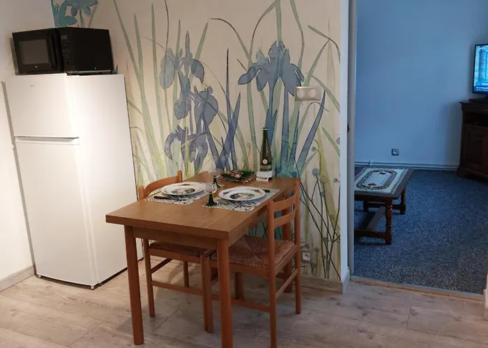 Appartement En Pleine Verdure Au Coeur Du Village *
