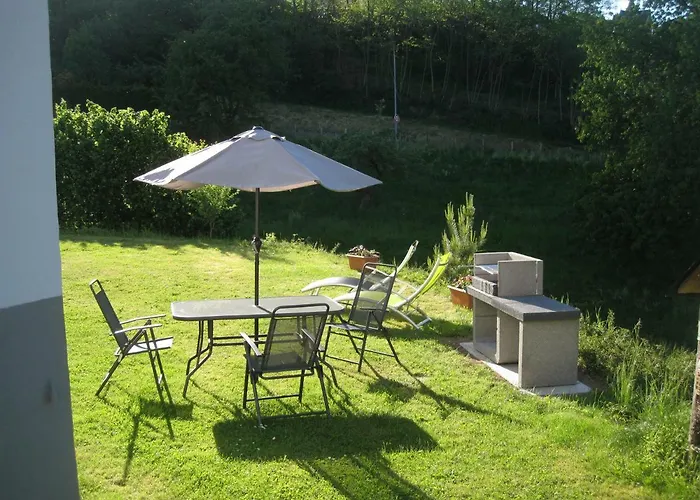 Appartement En Pleine Verdure Au Coeur Du Village *